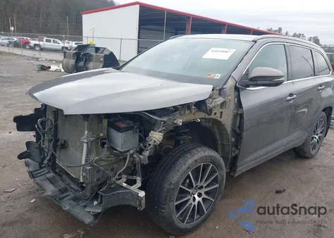 2018 Toyota Highlander Se z USA, uszkodzony, nr VIN 5TDJZRFH3JS546625